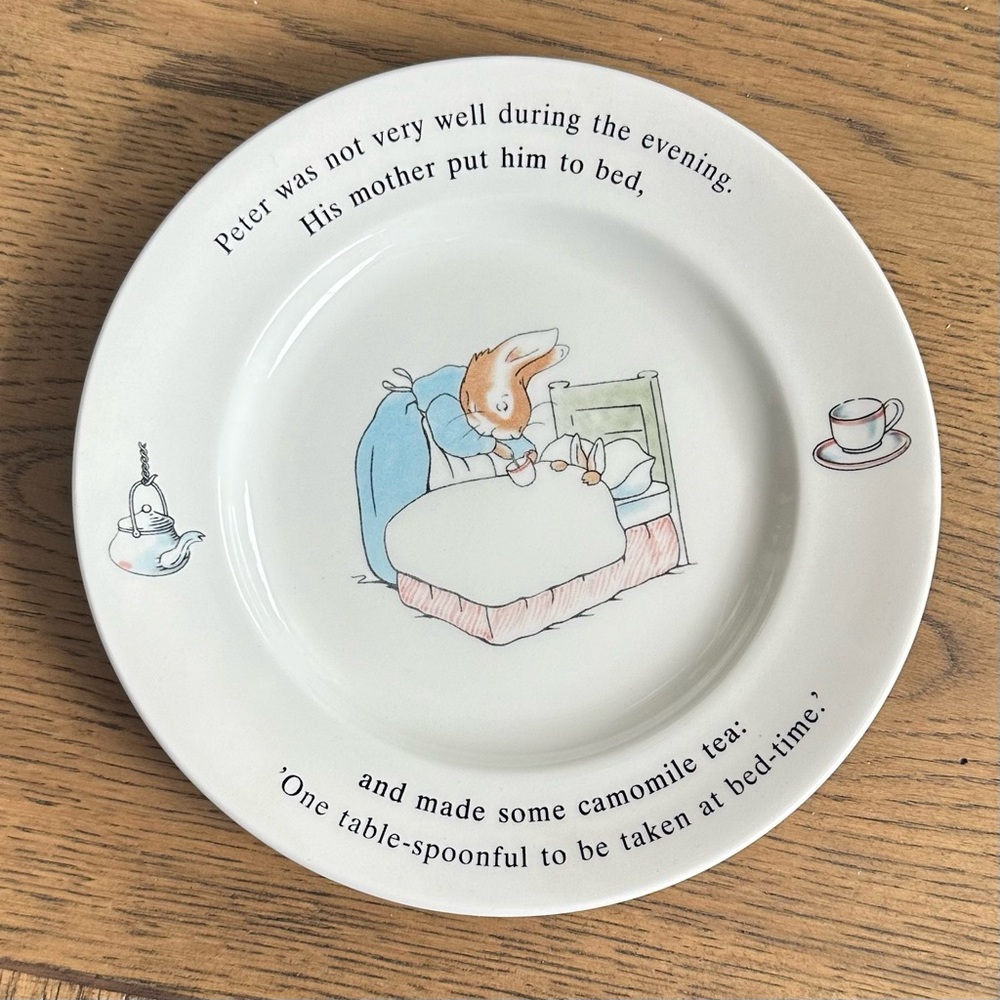Collectible Vintage Wedgwood England Beatrix Potter Peter Rabbit Plate 7"